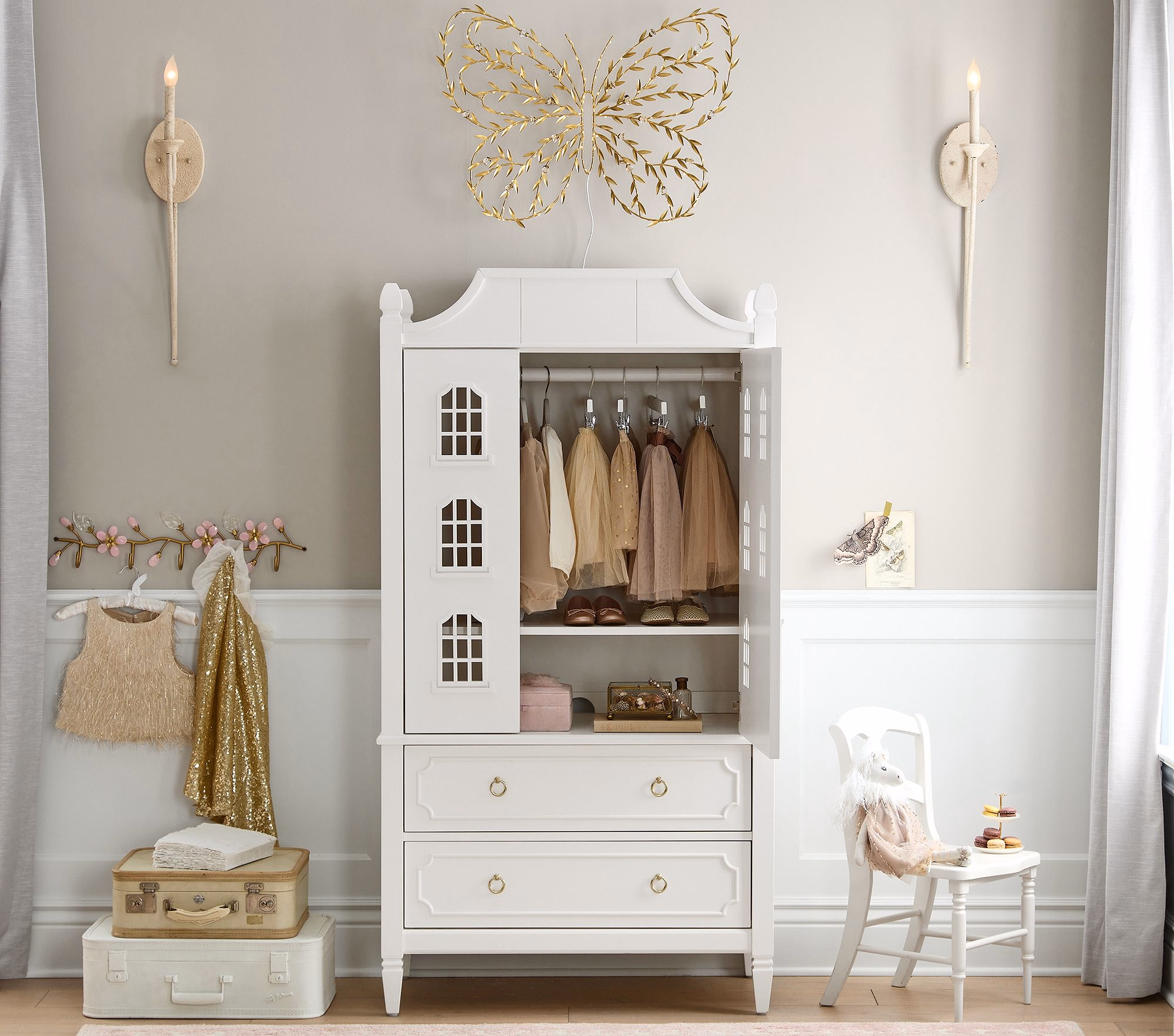 Dressers & Armoires
